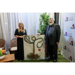 Campo-larguense Ariane Bianco é escolhida como artista plástica do maior evento da América Latina sobre felicidade